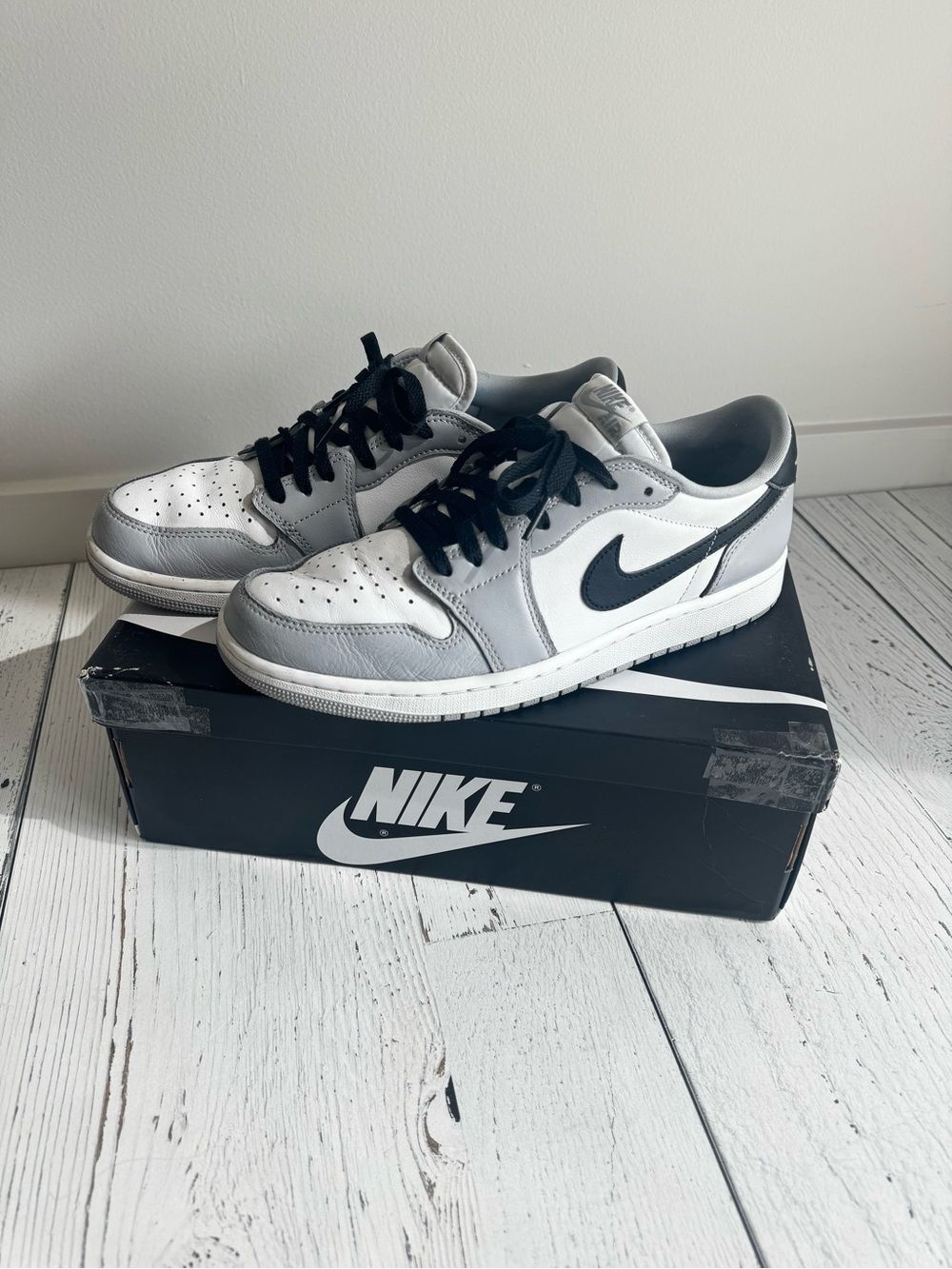Air Jordan 1 Low OG - Wolf Grey and White